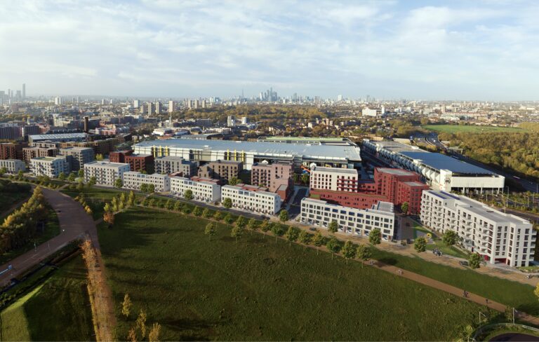 EW+S: Hoarding for Phase 3 Tree Removal / Replanting and Building Works